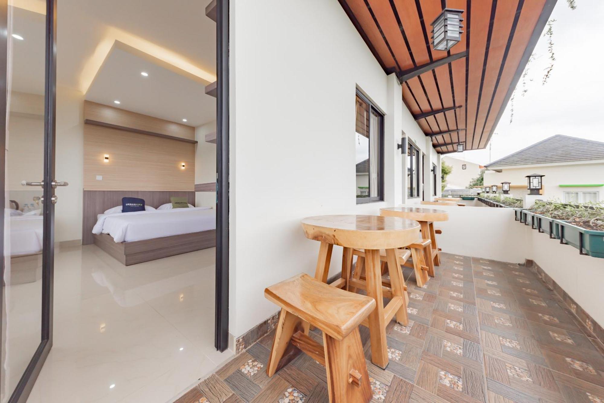 Urbanview Hotel Mamifokobo Puncak By Reddoorz Sindanglaya Exterior photo